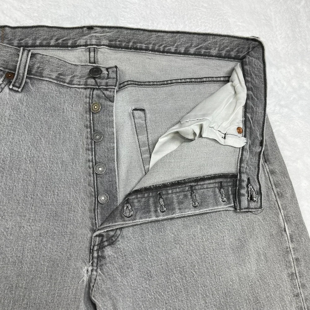 Levi's 501 Jeans Men's Gray‎ Denim Stretch Straight Button Fly 37X35.5 - Flaws